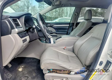 2019 Toyota Highlander Se from USA, damaged, VIN 5TDKZRFH9KS555979